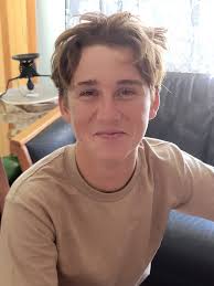 Shinee album arrived safe and complete