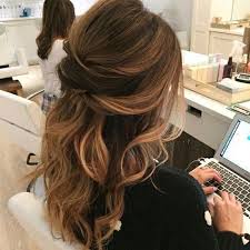 Check out these 31 wedding hairstyles for short to mid the messy chignon is a very easy look to rock, especially if you have medium length hair. 25 Bridesmaids Half Up Hairstyles That Inspire Weddingomania