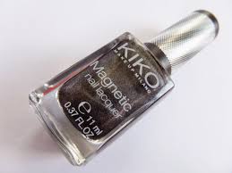 In trends unseren tests finden sie zu hause tatsächlich ausnahmslos die nägel besten produkte. Nagellack Kiko Magnetic Nail Lacquer 707 Charcoal Frau Ausverkauft