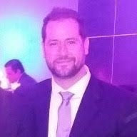 100+ perfiles de «Luis Licea»