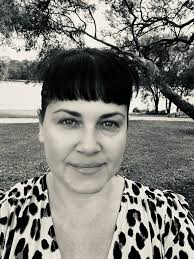 The gap between who I am and who I want to be is closing up rather  nicely🤞🏽❤