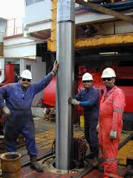Oil Rig Workers | Oil platform, Oil rig, Drilling rig