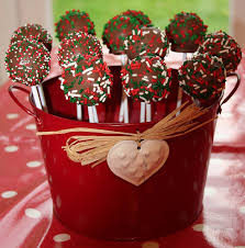 How to make christmas pudding christmas cake pops. Christmas Cake Pop Baking Kit By The Original Cake Pop Company Notonthehighstreet Com