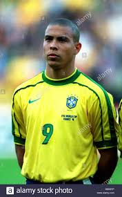 Welcome to the official ronaldo facebook page. Ronaldo Brasilien 16 Juni 1998 Stockfotografie Alamy