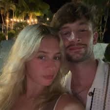 Steph Curry was visibly upset, and limped to the locker room after this  injury that the Warriors are calling a left knee strain.