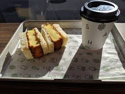 Toast the bread until lightly golden. I Ate An Egg Katsu Sandwich With Miso Honey Mayonnaise Food