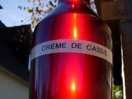 Creme De Cassis Recette Creme De Cassis Creme De Fruit Liqueur Maison