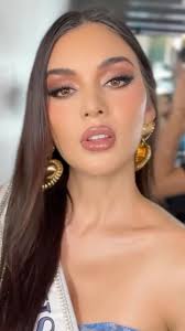 walk walk walk 🔥✨🇲🇲 Miss Universe Myanmar 🇲🇲 @tess.andersen #thetsan  #thetsanandersen #missuniverse #missuniversemyanmar #🇲🇲