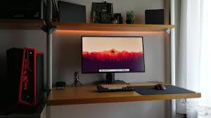 The thrill of leveling up a powerful character in rpg online browser games or conquering an army in rts free browser games is as strong as any other gaming platform. Glorious Pc Gaming On Twitter Do You Love Simple Setups Minimalist Setup Featuring The Gmmk Compact By Redditor U Dami2301