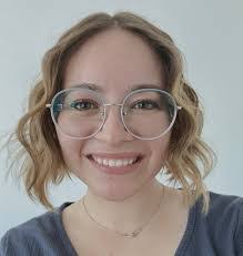 Carissa Coffey's Instagram, Twitter & Facebook