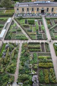 Herzstuck Garten Design Plane Garten Garten Grundriss