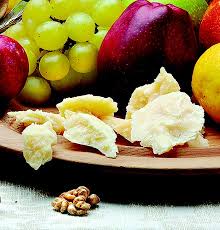 Per ovvi motivi, però, non è consigliabile evitare tutti questi alimenti e neanche ridurne drasticamente l'assunzione. Calcoli Renali Cosa Mangiare Educazione Nutrizionale Grana Padano