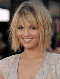 Coiffure carre plongeant visage rond ~ coupe carré sur visage rond. Les Meilleures Idees De Coupe Au Carre Plongeant