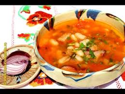 Fie că sunt cam vechi, fie că nu au avut suficient de multă apă pentru rehidratare. Farfuria Vesela Ciorba De Fasole Cu Afumatura