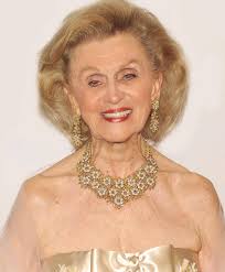 Barbara Davis's Instagram, Twitter & Facebook