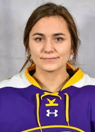 Bella Hanson's Instagram, Twitter & Facebook