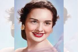 The life and times of Gloria Romero