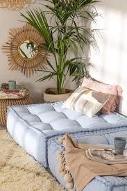 Crea un ambiente trendy con cuscini da divano colorati e copricuscini in velluto, e scopri tanti altri accessori per la casa nella nostra ultima. Cuscini Materasso Da Esterno Sklum