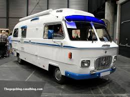 Schafer Type Orion 1 Camping Car Amphibie Motorise Par Mercedes De 1968 Regiomotoclassica 2011 01 Photo De Regiomotoclas Camping Car Camping Camping Cars