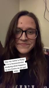 Baby’s first tiktok! I study how the cells of our brains 🧠 get old using  tiny worms called C. elegans! #fyp #neuroscience #celegans #womeninstem