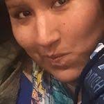 Elisa Tobin's Instagram, Twitter & Facebook