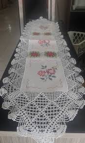 Imagens De Caminho De Mesa Em Ponto Cruz Caminho De Mesa De Croche Bordado Com Ponto Cruz 2 00mx60cm Caminho De Mesa De Croche Cobertores De Croche Bicos De Croche Simples