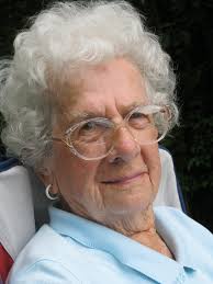 คุณยายใส่แว่นเหมือนราชินี 1200x1600 วอลล์เปเปอร์โทรศัพท์ HD