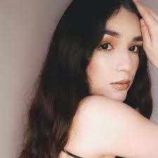 Melissa Osuna's Instagram, Twitter & Facebook