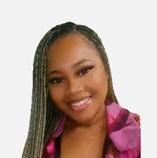 Paula Monroe's Instagram, Twitter & Facebook