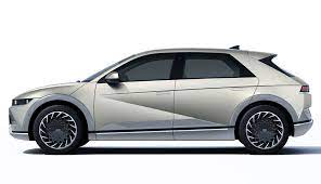 The 2021 ioniq 5 will make its full debut in february 2021. Hyundai Stellt Elektroauto Ioniq 5 Vor Bilder Video Ecomento De