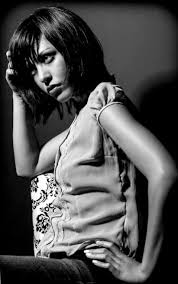 Using Hard Light For Portrait Photography Portrait Photography Portrait Hard Light