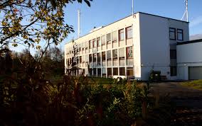 It provides weather forecasts for civilian and military uses and conducts research in meteorology. Meteorologi Vaervarsling Meteorologisk Institutt Nedbemanner Tromso Kan Fa Ansvar For A Melde Ekstremvaer I Hele Landet