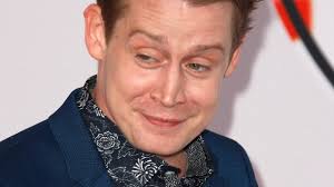 Im selben jahr war der film für den golden globe in den kategorien bester hauptdarsteller (macaulay culkin) und bester film nominiert. Macaulay Culkin Reisst Heute Frauen Mit Kevin Allein Zu Haus Auf