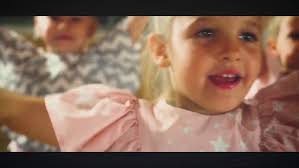 Kas te? Es te! DZIEDI AR PUKŠU