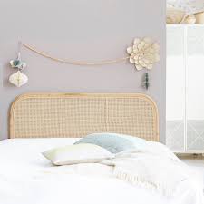 Una testiera di letto con cornice in legno di rovere bianco e interno con struttura in paglia di vienna. Testata Letto In Rattan Intrecciato 160 Cm Arredo Camera Tikamoon
