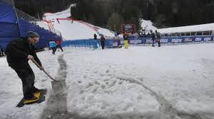 Sie gilt als eine der anspruchsvollsten rennstrecken im alpinen skiweltcup. Ski Alpin Garmischer Kraftakt Vor Kandahar Abfahrt Klassiker Augsburger Allgemeine