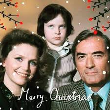 TBT. Merry Christmas from the Thorn Family. Katherine, Robert And Damien,  1976. @20thcenturystudios #theOmen @brucelabruce