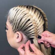 Limit Fashions On Instagram Is This A Beautiful Hair Model Yes Or No Follow Limitfashions For More Hair Styles Hair Hacks Long Hair Styles