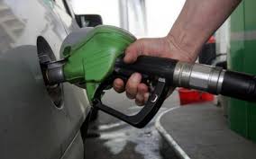 Astfel, pretul mediu al unui litru de benzina in tara noastra era de 1,30 euro, la 8 aprilie, fiind depasita chiar si de bulgaria, unde carburantul costa 1,34 euro/litru. Veaceslav Ionita In 2020 Benzina A Devenit Cu 30 Mai Accesibila Cea Mai Mare Crestere Din Toate Timpurile Foto