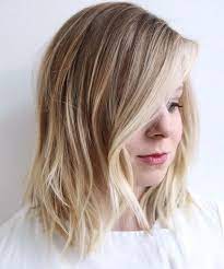 Chic And Classy Shoulder Length Bob Hairstyles With Blonde Highlights Trendy Hairstyles Hair Styles Womens Hairstyles Medium Hair Styles