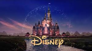 Silueta del castillo de disney. Mulan Cual Es El Castillo Que Aparece Al Inicio Del Remake De Disney Ecartelera