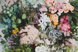 Send fresh flowers in los angeles with the help of our top 10 best flower delivery services near you. How To Shop The La Flower Market