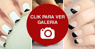 Por una parte, decoran las uñas, aportando una nueva vida a nuestra manicura y un toque más una o varias rayas doradas hechas con cintas adhesivas o esmaltes metálicos es una opción fácil para lograr uñas decoradas sencillas. Sencillas Imagenes De Unas Postisas Bonitas Sencillas De Unas
