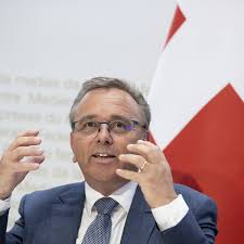 Ehemaliger Boeing-Testpilot wegen 737-MAX-Abstürzen beschuldigt