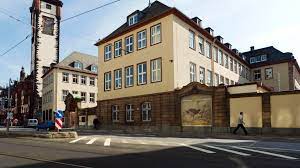Die bethmann bank ag repräsentiert mit den gründungsgesellschaften des vorläuferinstituts delbrück bethmann maffei ag und der lgt. Frankfurter Traditionshaus Die Bethmann Bank Hat Uberlebt Rhein Main Faz