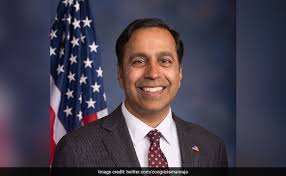The mhra information for healthcare professionals states that the vaccine is administered intramuscularly, preferably into the deltoid muscle. Send Astrazeneca Covid 19 Vaccine To India Other Nations Indian American Lawmaker