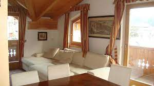 Ai piedi della marmolada, sotto le vertiginose pareti del vernel, in un'isola di pace e tranquillità. Aktualisiert 2021 Fantastic Penthouse In Canazei Appartement In Canazei Tripadvisor