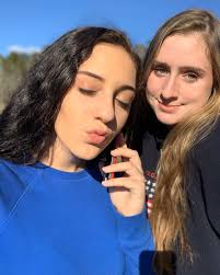 Instagram video by @eva.rowland • Mar 28, 2020 at 11:20 AM