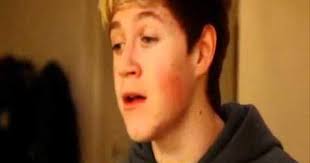 Niall Horan Breath Control Lesson Cute Edition Awwwww Fetus Niall Singing And Talking He Has Got The Vo One Direction Niall Niall Horan Gif Niall Horan