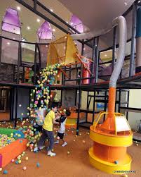 Singapore Living Modern Day Indoor Playground Kidz Amaze Safra Toa Payoh By Cheekiemonkies Triple The Fun Tr Indoor Playground Kids Playground Kids Club
